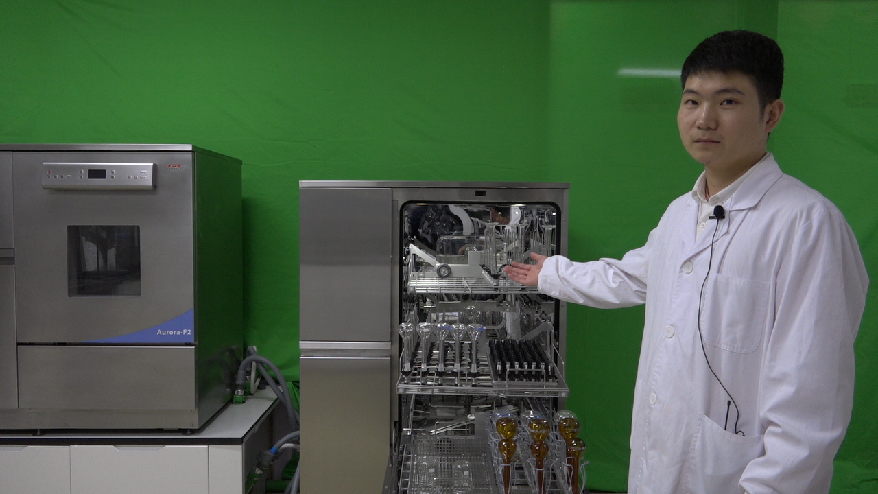 喜瓶者受邀“國(guó)產(chǎn)好儀器”揭曉儀式直播，吳老師帶你了解洗瓶機(jī)