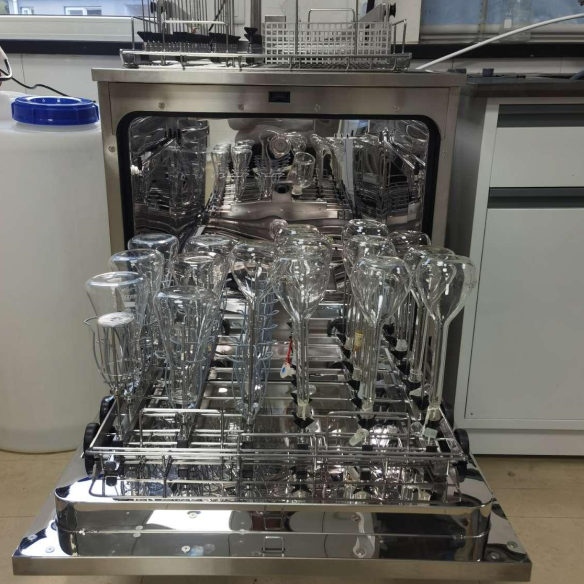 全自動洗瓶機(jī)的日常體驗與感受